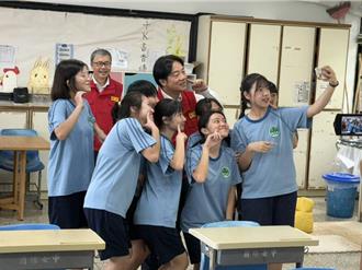 蘭陽女中學生合照賴清德卻遭網路霸凌 校方說話了