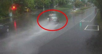 監視器曝光！花蓮警押送通緝犯失控自撞　釀1死2重傷