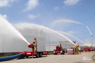 警消惊魂》打火超灵异！ 固定炮塔竟自动转向 指引找到亡者
