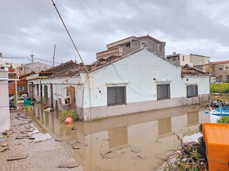 颱風＋大潮 台南沿海民眾憂淹水