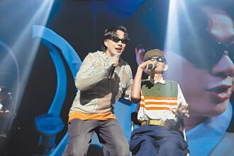 蕭煌奇慶生演唱會 3兄弟喊爸