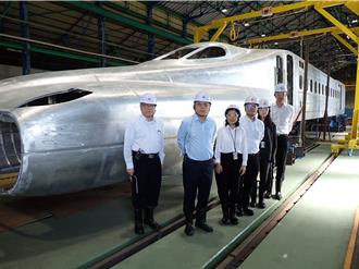 高鐵首組新車雛形曝光 史哲1周2度赴日盯進度