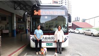 台南推「狗狗友善公車」！毛孩假日快樂出遊去
