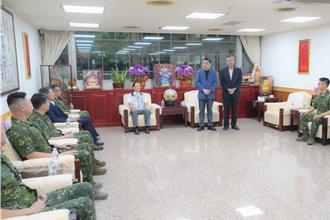 桃議會秋節勞軍 邱奕勝謝國軍守護家園