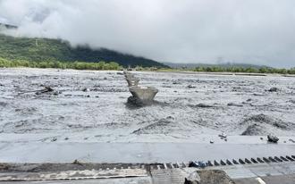 花蓮馬太鞍溪橋遭沖毀 公路局提3替代道路方案