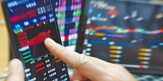 台股飆破26K 連日創紀錄