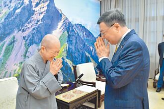 綠委批擾民 普發1萬增拒領喊卡