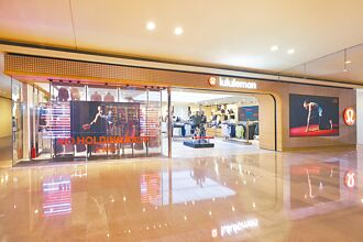 lululemon 101店擴大回歸