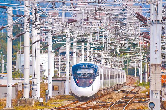 台铁凤林=瑞穗间早上8时起恢復正常行车。（中时资料照片）