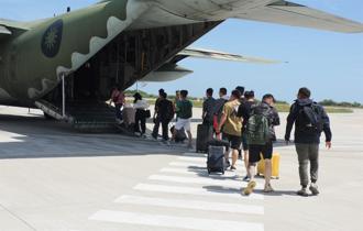 空軍C-130助馬祖疏運