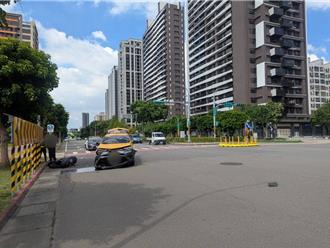 桃園男酒駕闖紅燈釀禍 機車撞計程車身亡、後座友人昏迷搶救