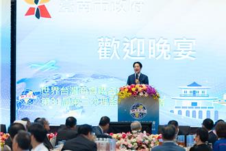 媒體人揭洪災當晚賴與台商餐宴   總統府曝真相批汙衊