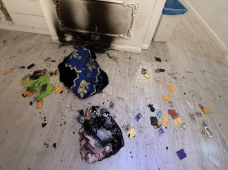 凌晨「行动电源自燃」冒浓烟 品牌曝光！网愣：年年出事