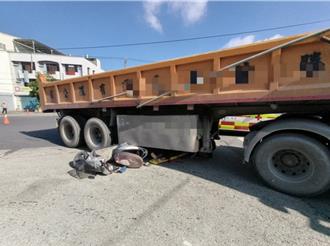 視線死角？　彰化溪州砂石車輾斃73歲騎士