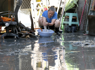 花蓮災情慘  館長出手了！捐百萬現金、200萬物資