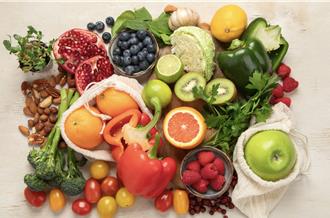 都市新農人愛上種菜 百億「陽台經濟」都是誰在買單？