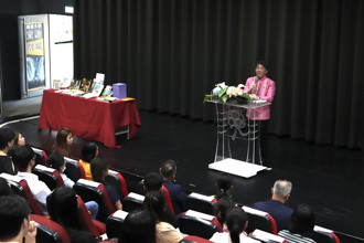 泰國大使走進開南校園　中英文書籍助力國際視野拓展