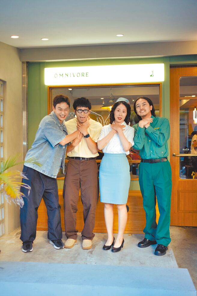 《新手上路》主演劉冠廷（左起）、黃冠智、蔡亘晏、楊銘威24日一起受訪。（文策院與四方四隅提供）