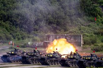 花防部晝間防禦實彈測考 驗證聯戰應變