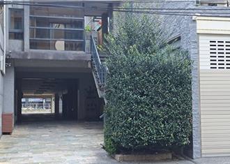 管太严？大甲21岁女被锁房内身亡  虎妈被羁押父亲列被告