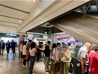 新光三越台南小北門店開幕 試營運吸近百萬人次朝聖