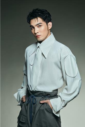 黄伟晋曝追爱神曲 把妹靠它超好用