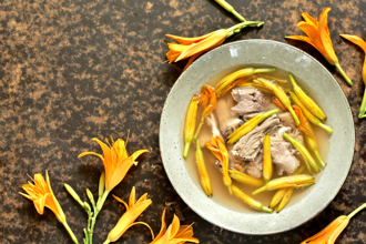 金針處理錯害中毒 越新鮮要泡越久 挑選、保存法一次看