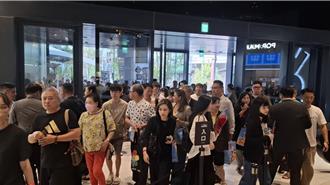 新光三越小北門店狂吸百萬人潮 周邊違停罰單破900張