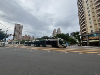 高雄五大百貨未來三年可望新開幕     信義房屋專家評「這區」最受矚目