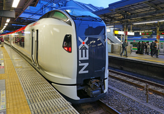 東京「成田特快」竟冒煙起火！警證實乘客行動電源釀禍