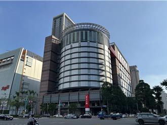 台中新光三越气爆案　许姓店长过失致死80万交保