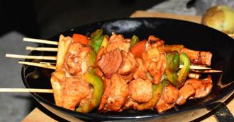 草原旅遊吃錯一口染上「蟲癌」！26歲男一天兩串羊肉　疑罹肝包蟲病