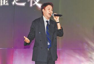 許富凱吳申梅榮耀之夜飆嗓