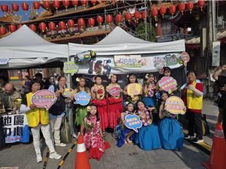 台中國際踩舞嘉年華登場 清水警駐守、宣導防詐騙