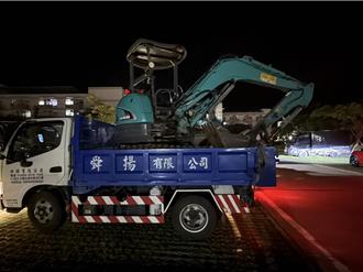 陈莹协调新北资源回收公会出动器械及人力 协助花莲灾后復原工作