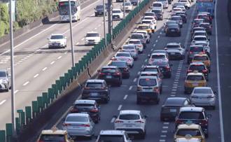 教師節連假第2天 國道18地雷路段曝 高公局籲避尖峰時段