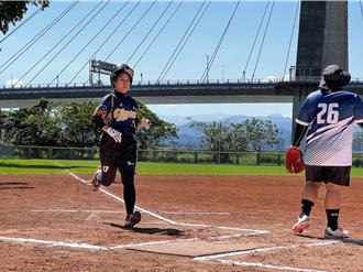 新北市長盃原民壘球賽圓滿落幕 原動力工程險勝奪冠、拉瓦山封后