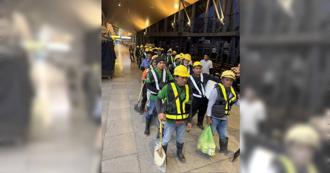 印尼移工組「黑皮志工隊」凌晨衝災區 網暖哭：戰力十足