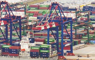 工商社論》以宏觀視野再審視傳統產業轉型問題