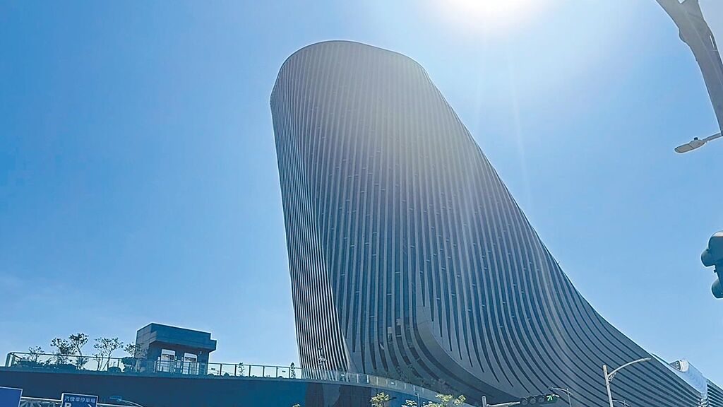 金管會鼓勵銀行積極培訓專業人才，投入高雄專區，驅動服務量能再升級，各銀行積極配合政策，針對高雄資產管理專區培育人才。圖／本報資料照片