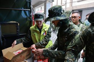 【花蓮救災】陸軍點心車 鼓舞激士氣