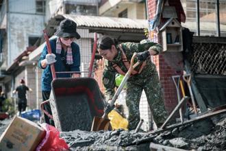 【分秒必爭】賴總統：國軍增派兵力 盡速恢復家園