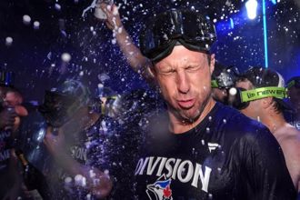 MLB》美聯一哥藍鳥保住分區冠軍 洋基跌落外卡將對決紅襪