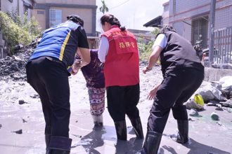 徐榛蔚遭诬「转头就走」 媒体人帮辟谣：这样黑意义是啥