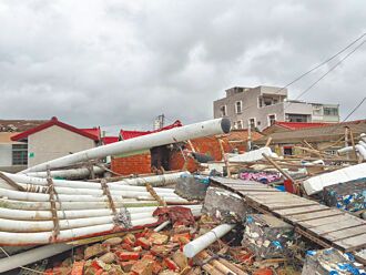 七股 西寮里民捐款50萬 送暖花蓮