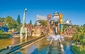 六福村推出军教职优惠