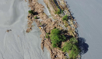 父洪災失聯！女兒堅信土地公會帶他回家  廟前淚守多日「頭七現奇蹟」