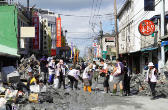 名廚遭網問「怎沒去花蓮義煮？」 他高EQ回：抱歉我王X蛋
