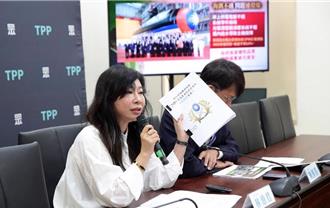 接棒药师公会理事长 立委林忆君喊出上任目标