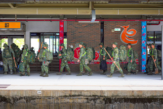 最安心的身影！陸軍、陸戰隊千名官兵增援光復災區  災民吃定心丸  